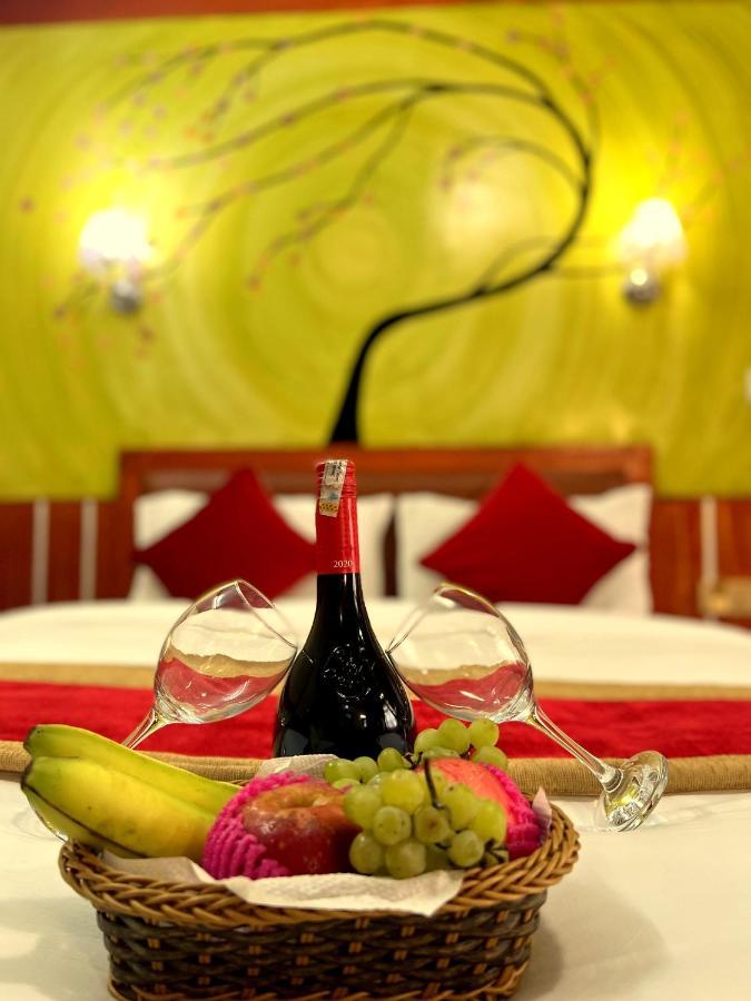 Thamel Seasons Hotel Kathmandu Exteriör bild