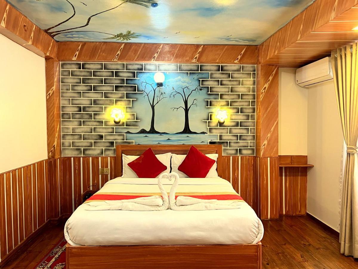 Thamel Seasons Hotel Kathmandu Exteriör bild